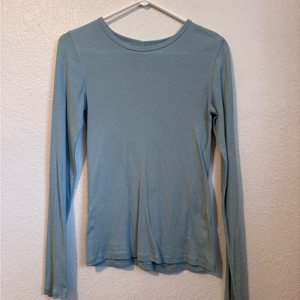 Everlane ribbed long sleeve shirt medium blue